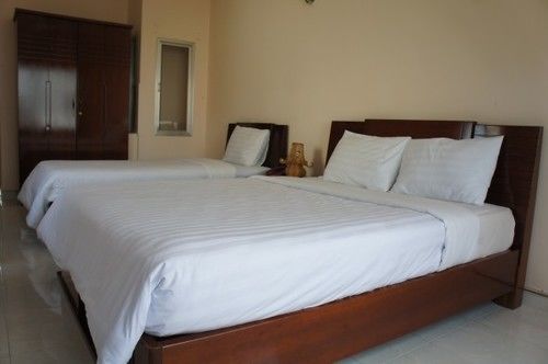 Elegant 2* TP. Hồ Chí Minh
